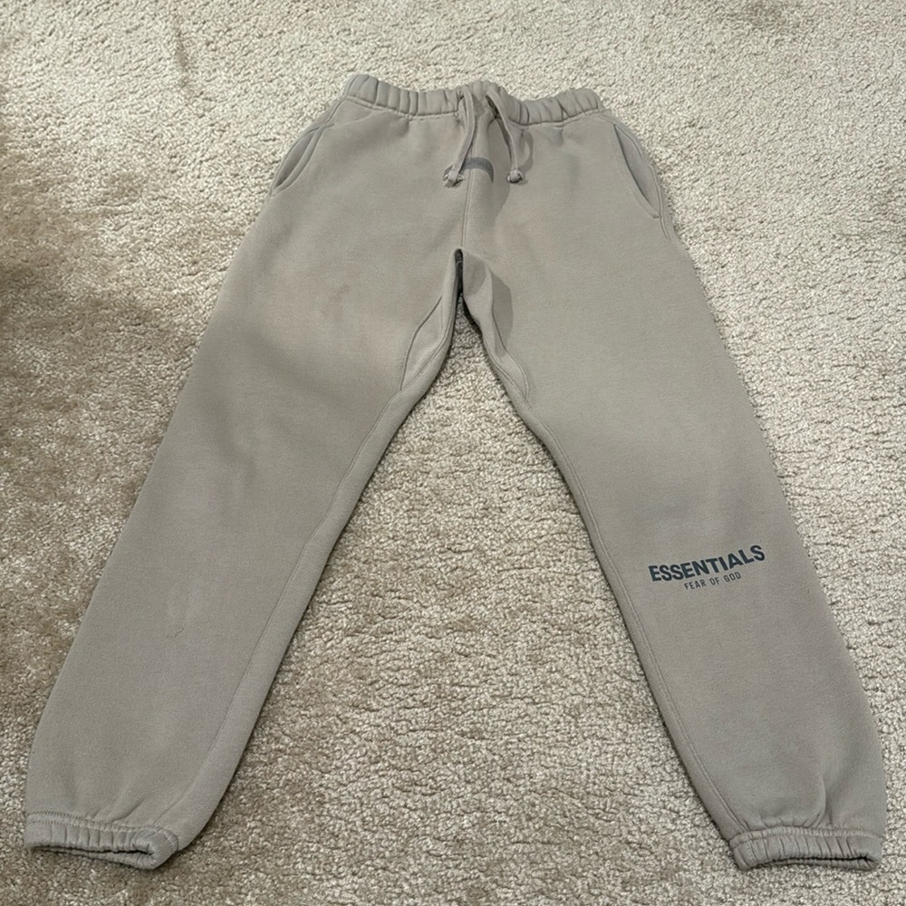 Fear of god essentials kids pants